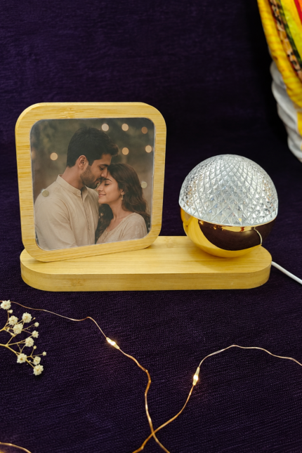 Personalized Wooden Photo Frame Lamp
Romantic LED Table Lamp Gift for Couples & Loved Ones